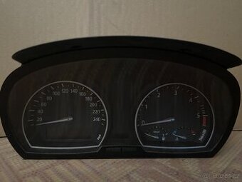 Naftové budíky z e83 x3