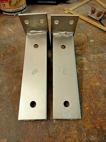 Nerezové konzole  200x98x4 - 1