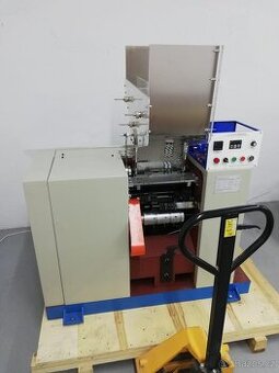 Stroj na výrobu oheb. papírových brček Nanjing JX021 (8128)