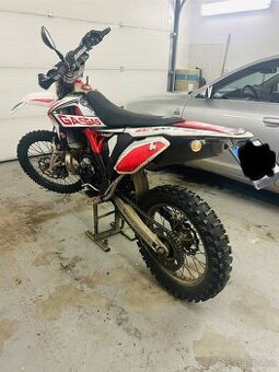 Gas Gas EC 300 racing