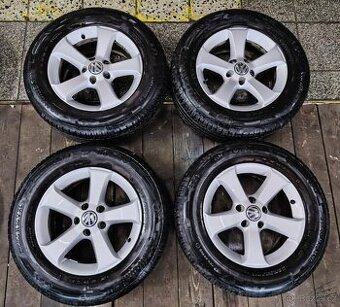 prodám alu kola 6.5x16 ET33,rozt. 5x112,letní pneu215/65 R16