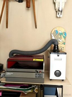 Creality Falcon 2 Pro 22W a xTool stolní čističku vzduchu