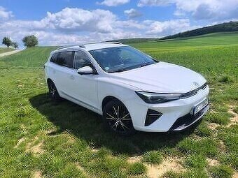 MG 5 kombi plně elektrické Luxuri ,nejvizší výbavě .