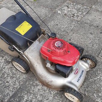 Prodám sekačku Honda