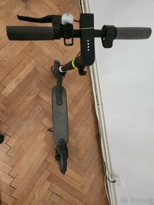 Elektrokoloběžka xiaomi mi scooter