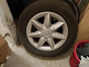 Originální ALU kola a skoro nové letní pneu - 1