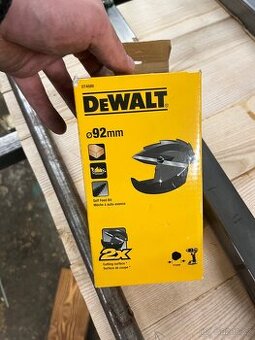 Vrtak do dřeva Dewalt - 1