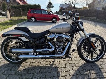 Harley Davidson Breakout