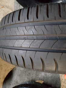 205/55/16 225/45/17 225/55 r19 245/35/20 285/40/22 kusovka