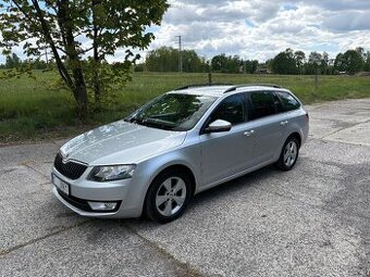 TOP ŠKODA OCTAVIA 3 COMBI 2.0TDI DSG CELEBRATION