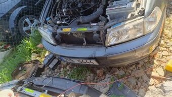 Volvo V40 1.9di 85kw pouze náhradní díly