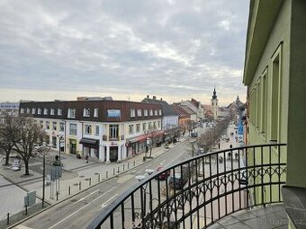 Pronájem kanceláře 62 m2 v centru města s výtahem