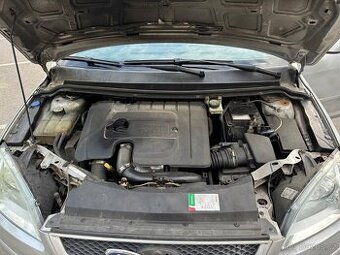 Ford Focus 1.6 80kw - soubor náhradních dílů