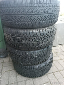 215/50 R17 zimní gumy Good Year