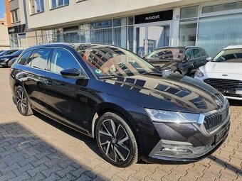 Škoda Octavia 4 iV Combi Style 1.4TSI 150kW 80tkm Keyless Qi