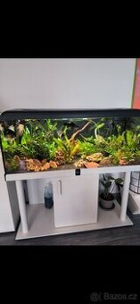 Akvárium diversa 300l
