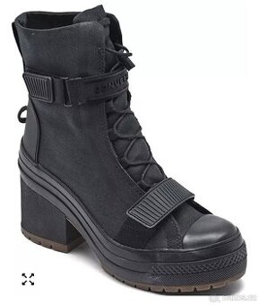 NOVÉ Dámské/slečny CONVERSE KOTNIKOVÉ VEL 38/24,5cm