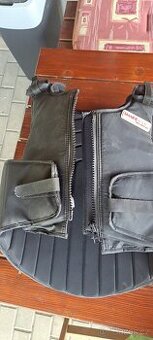 Jezdecká bezpečnostní vesta SMART RIDER pro dospělé jezdce