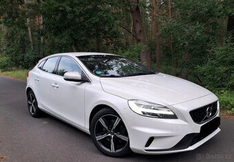 Volvo V40 T2 Drive-E R-Design Momentum