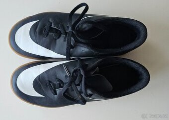 Dětské sálovky Nike vel. 36 - 1
