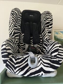 Autosedačka BRITAX/RÖMER VERSAFIX Romer 9 až 18 kg