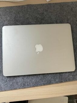 MACBOOK AIR 13" (2017) - i5/8 GB RAM/128 GB SSD
