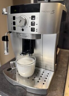 DeLonghi Magnifica S