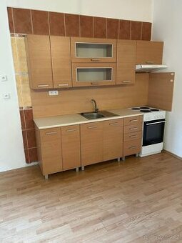 Nabízíme k pronájmu dva byty 2kk v Jemnici. - 1