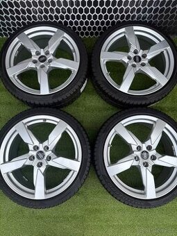 Audi TT / TTS - ORIGINÁLNÍ ZIMNÍ SADA 225/40 R19