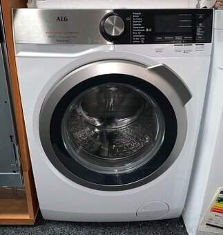 Pračka AEG L8FBC69SCA