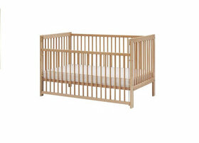 Dětská postýlka dřevěná