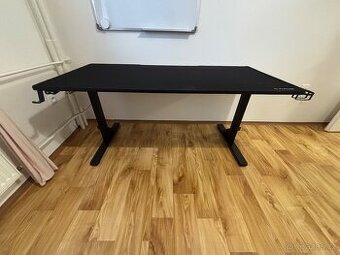 Herní stůl Rapture FORT 410 RGB