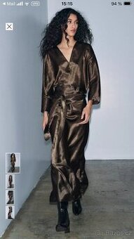 SATÉNOVÉ DLOUHÉ ZAVINOVACÍ ŠATY ZN. ZARA - NOVÉ