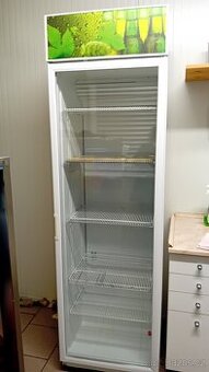 Chladicí vitrína - lednice