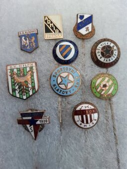 Fotbalové předválečné odznaky 10 ks 