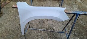 Škoda Yeti přední blatník