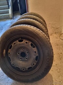 Pneu a disky z fabie 1.2 2003