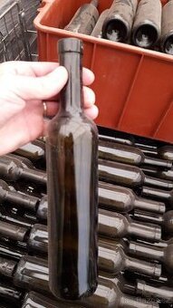 Prodám prázdné lahve od vína 0,75l
