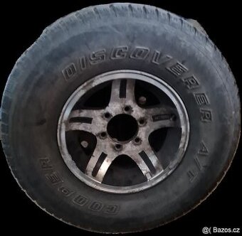 Hliníková kola Nissan Patrol 7jx15 originál