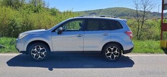Subaru Forester 2.0 benzin PLATINUM MANUALNA 6 PREVODOVKA