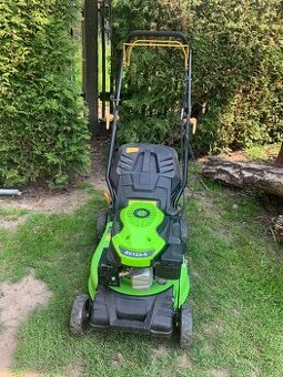 Prodám použitou sekačku Fieldmann FZR 4210-B