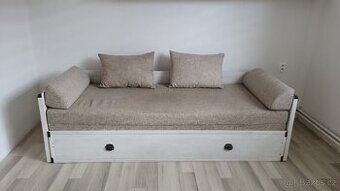 Rozkládací sedačka/postel
