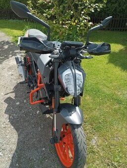 KTM