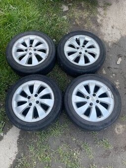 Aludisky4x100 15 letni pneu staré,k zutí 185 55 4mm