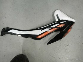 KTM 890 2021