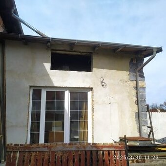 Použitá a šetrně vyndaná plastové balkonové dveře