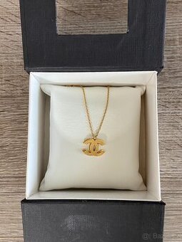 Luxusní zlatý náhrdelník CHANEL