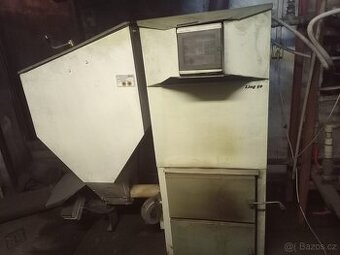 Kotel automat na uhlí i pelety