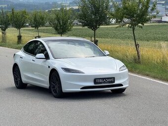 Tesla Model 3 Long Range Highland