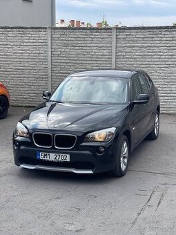 BMW X1 sDrive 18d 105kw 2012 manuál